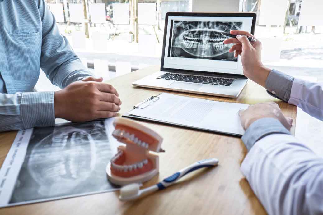 How Dentists Can Help Patients Pay for Dentures With Financing UCFS